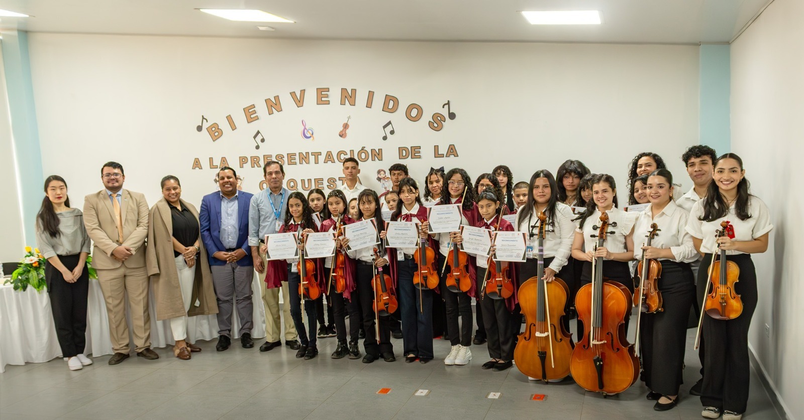 SECAPPH gradúa a la primera promoción del diplomado en música del Centro Integral “Isy Obed Murillo”